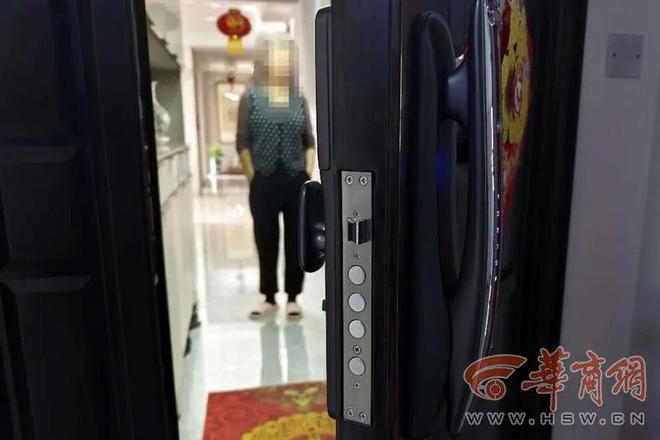 智能锁 疑似被外人“刷脸”解锁 业主已报警j9九游会真人游戏第一短平台近千元购置